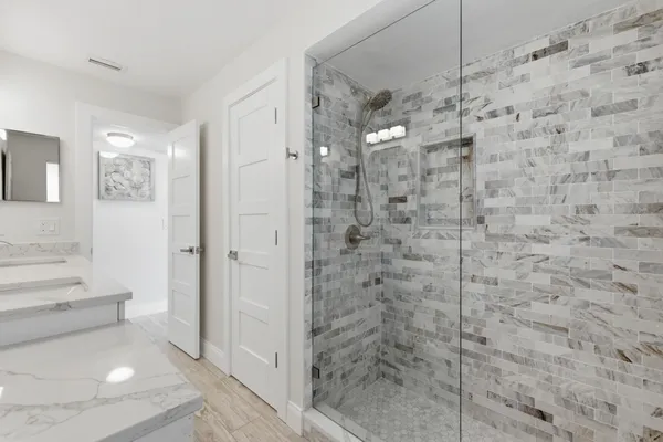 $2,200,000 | 16123 6th Street East, Redington Beach, FL 33708