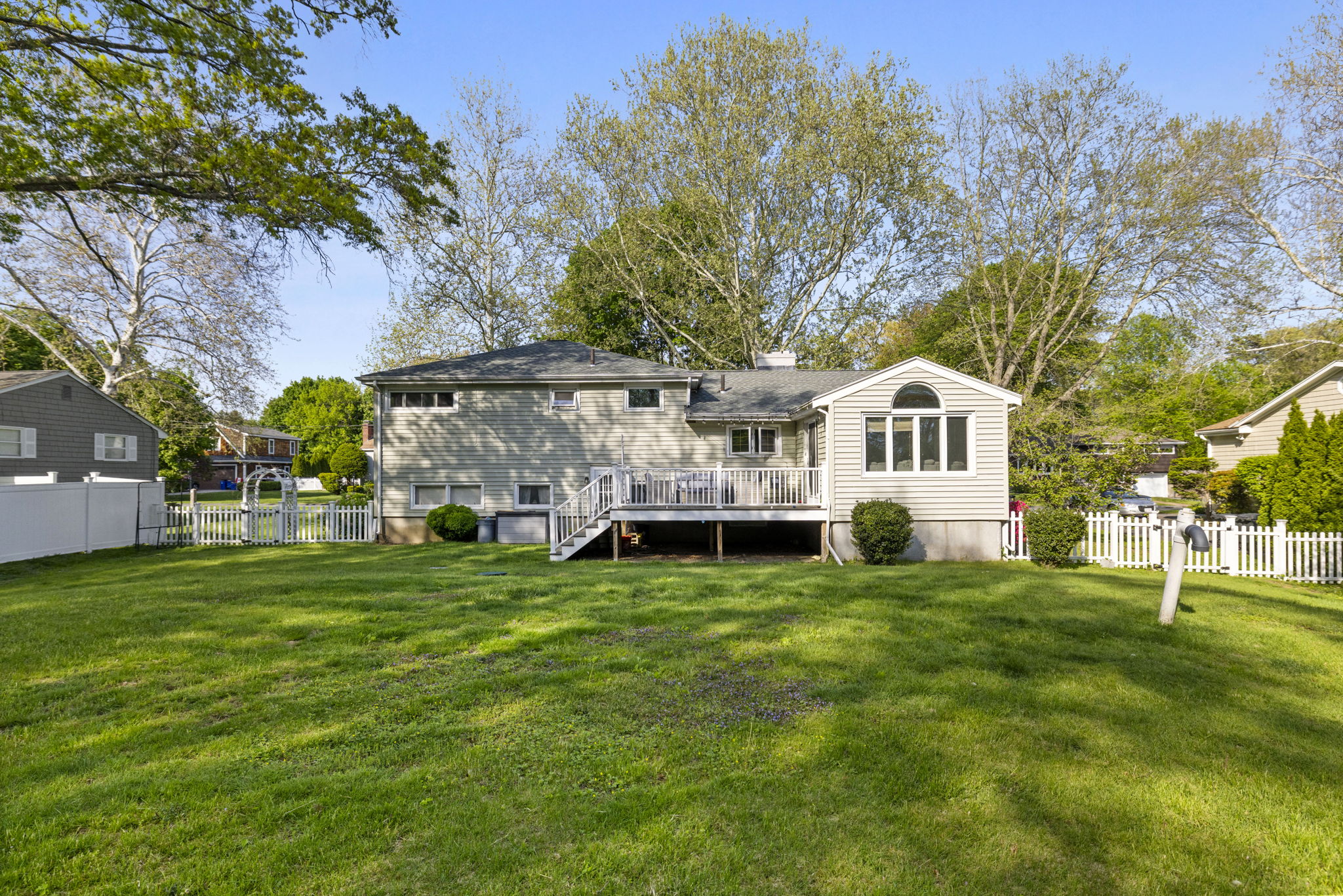 75 Perry Avenue Lynnfield, MA 01940 - Photo 6 of 8