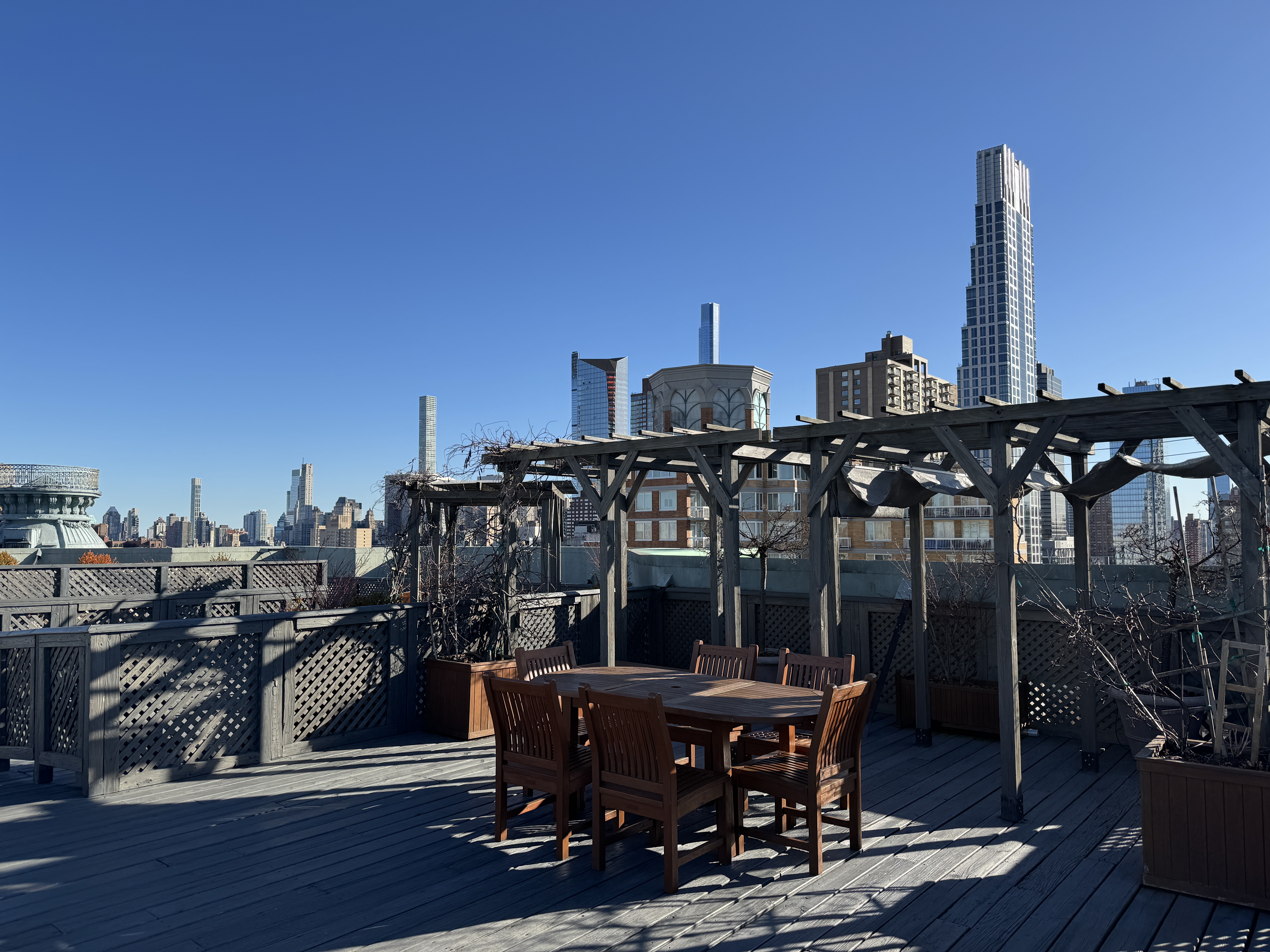 2109 Broadway, Unit 4126 Manhattan, NY 10023 - Photo 16 of 18 a view of a terrace with sitting area