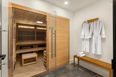 $4,995,000 | 420 East 75th Street, Unit 6 | Lenox Hill