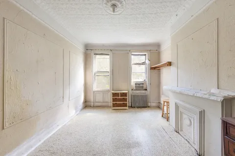 $3,400,000 | 221 Nassau Avenue | Greenpoint