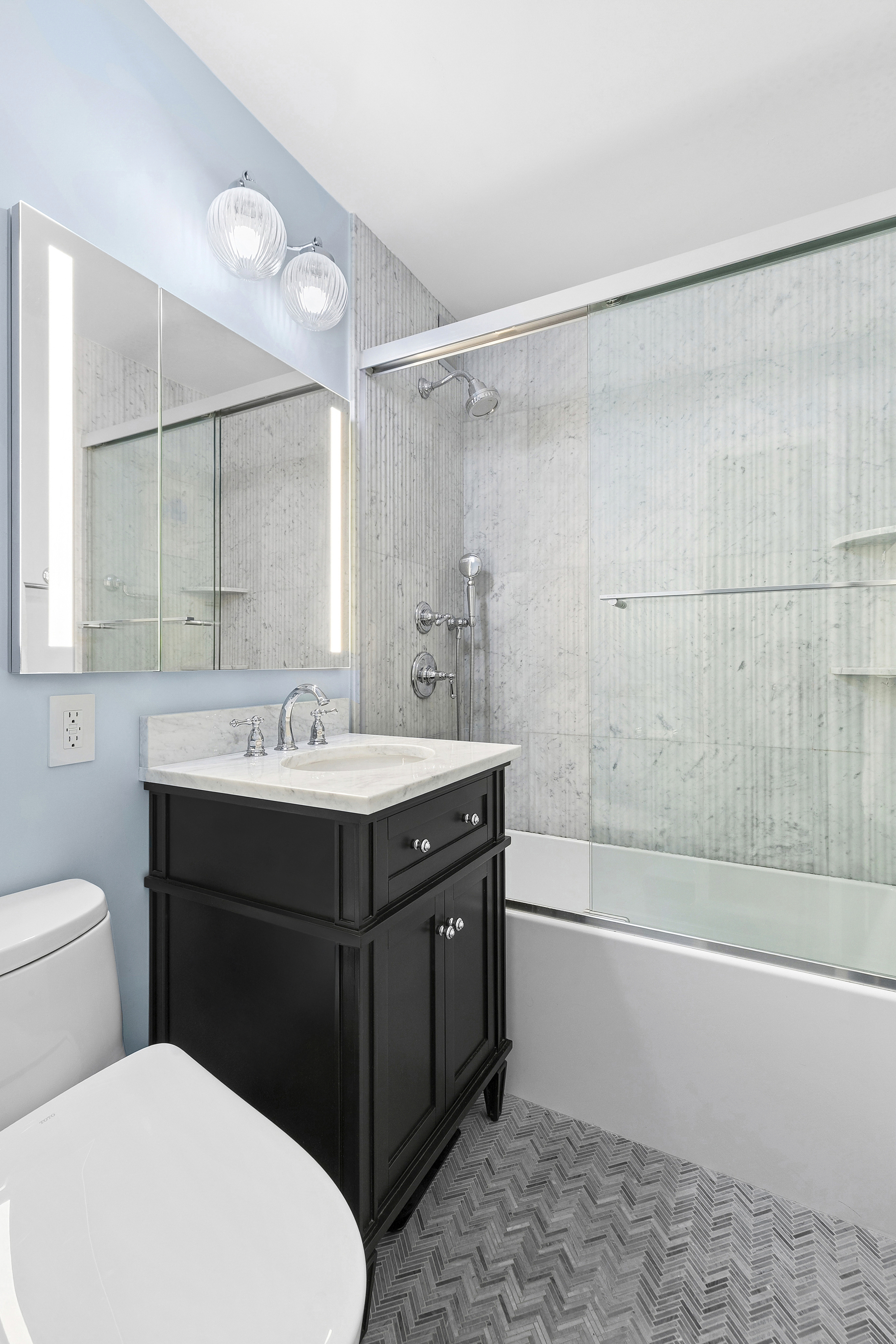 201 East 17th Street, Unit 15C New York, NY 10003 - Photo 6 of 14