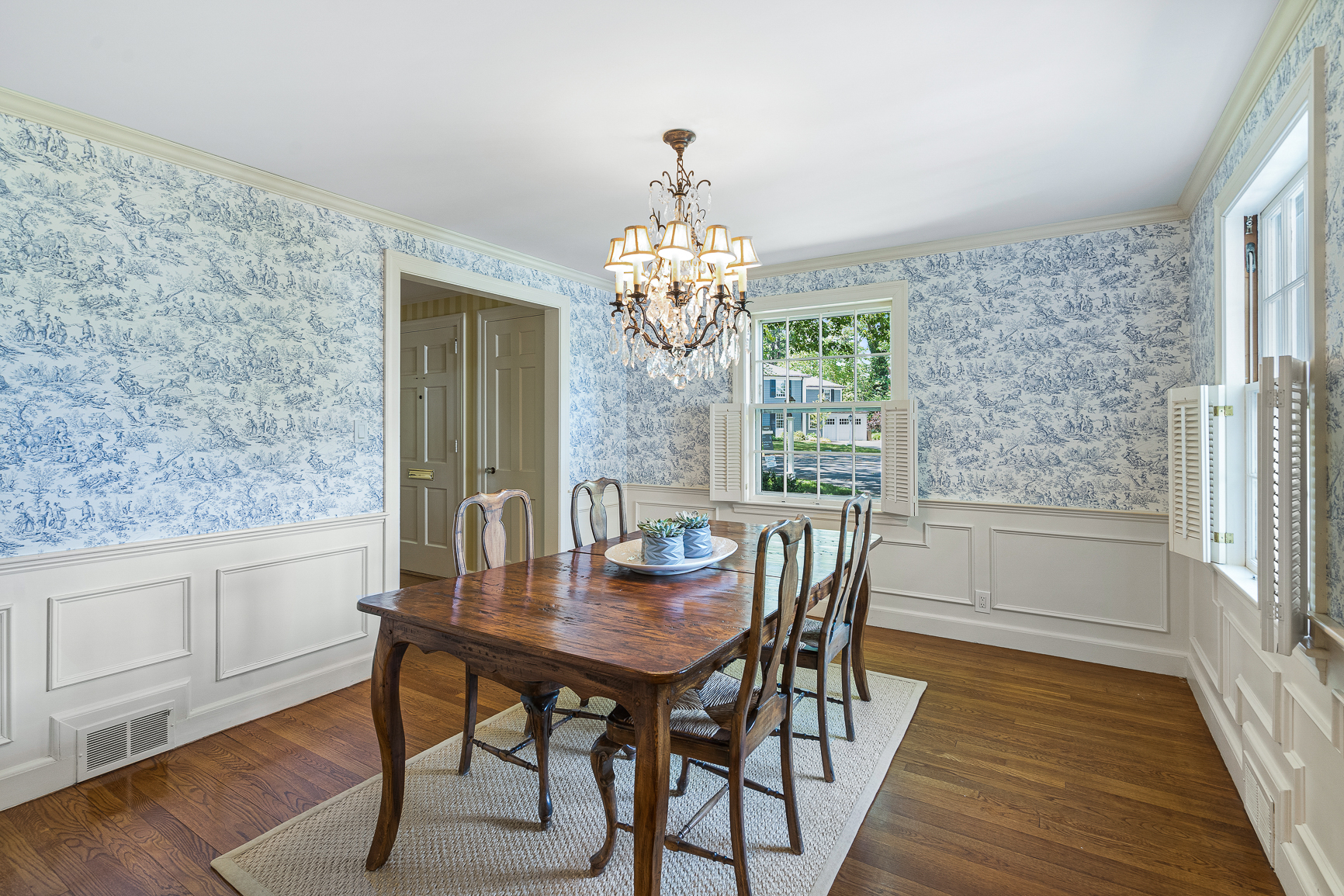 10 Lincoln Circle Wellesley, MA 02481 - Photo 19 of 61