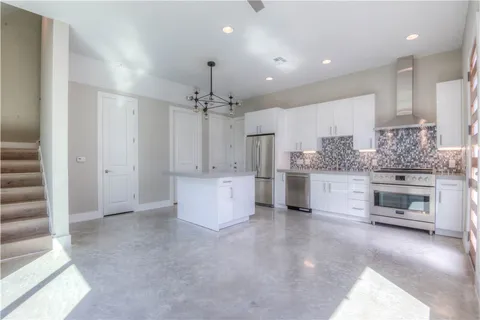 $575,000 | 902 A Calle Limon, Unit B, Austin, TX 78702