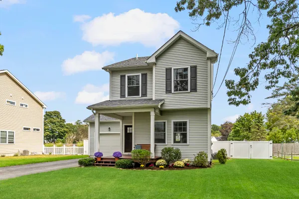 $499,000 | 222 Pettaconsett Avenue, Warwick, RI 02888