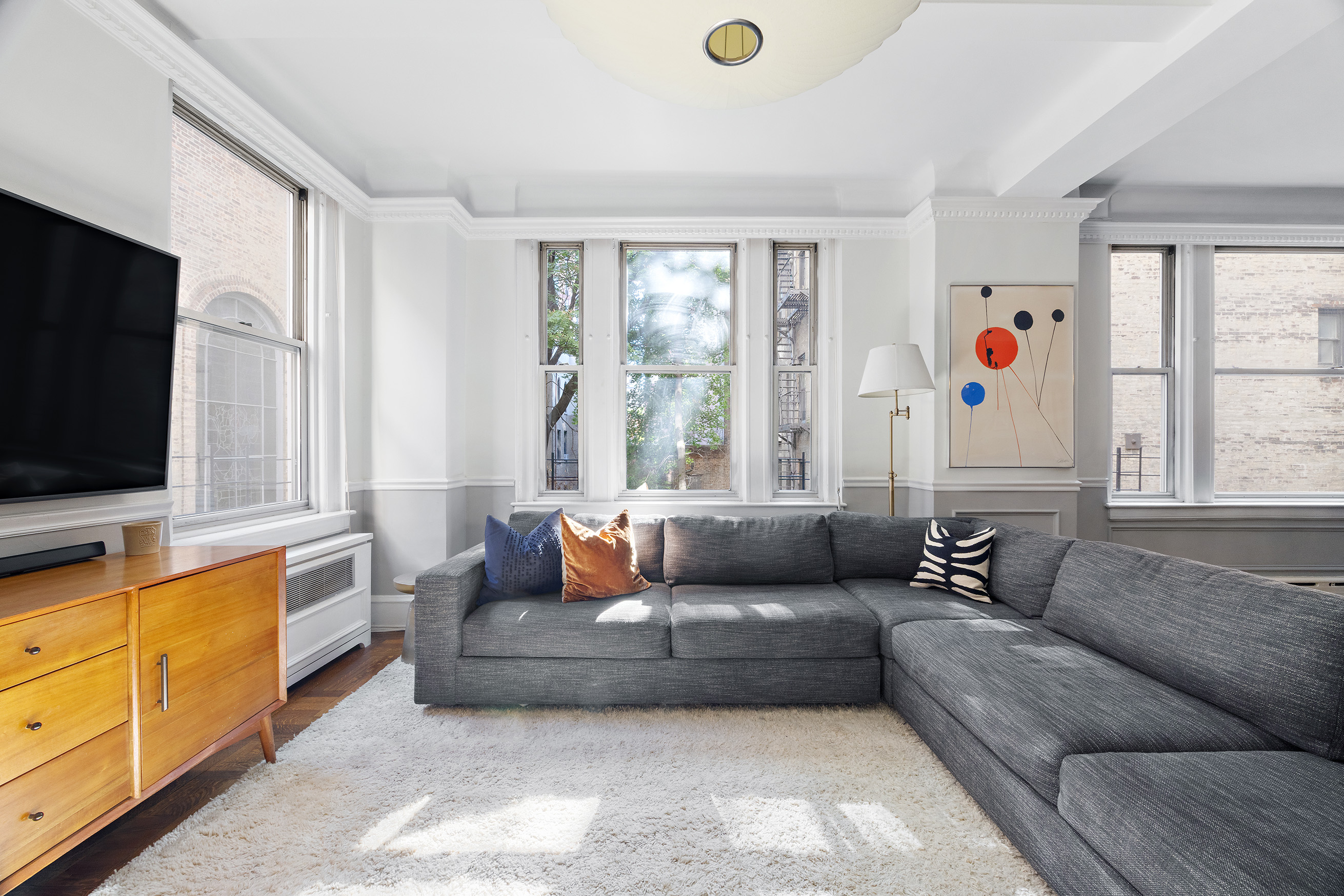1065 Lexington Avenue, Unit 3B Manhattan, NY 10021 - Photo 3 of 19 Gallery Image 3