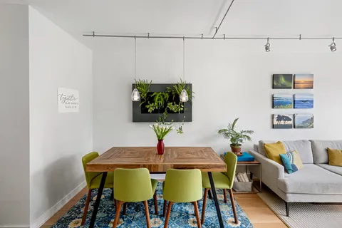 $850,000 | 165 West End Avenue, Unit 28J | Upper West Side