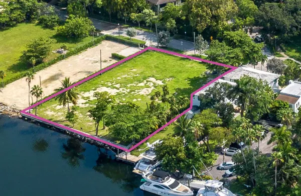 $12,360,000 | 710 Northwest N River Drive, Miami, FL 33136