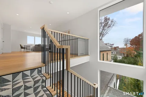 $8,999,000 | 19 Beachside Common, Westport, CT 06880