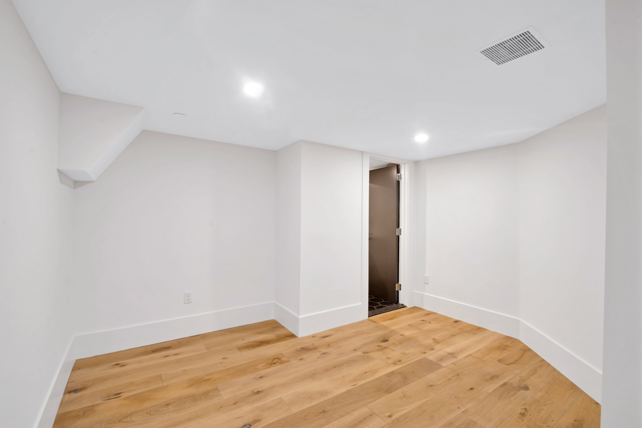 45 White Street, Unit 1D Manhattan, NY 10013 - Photo 6 of 9