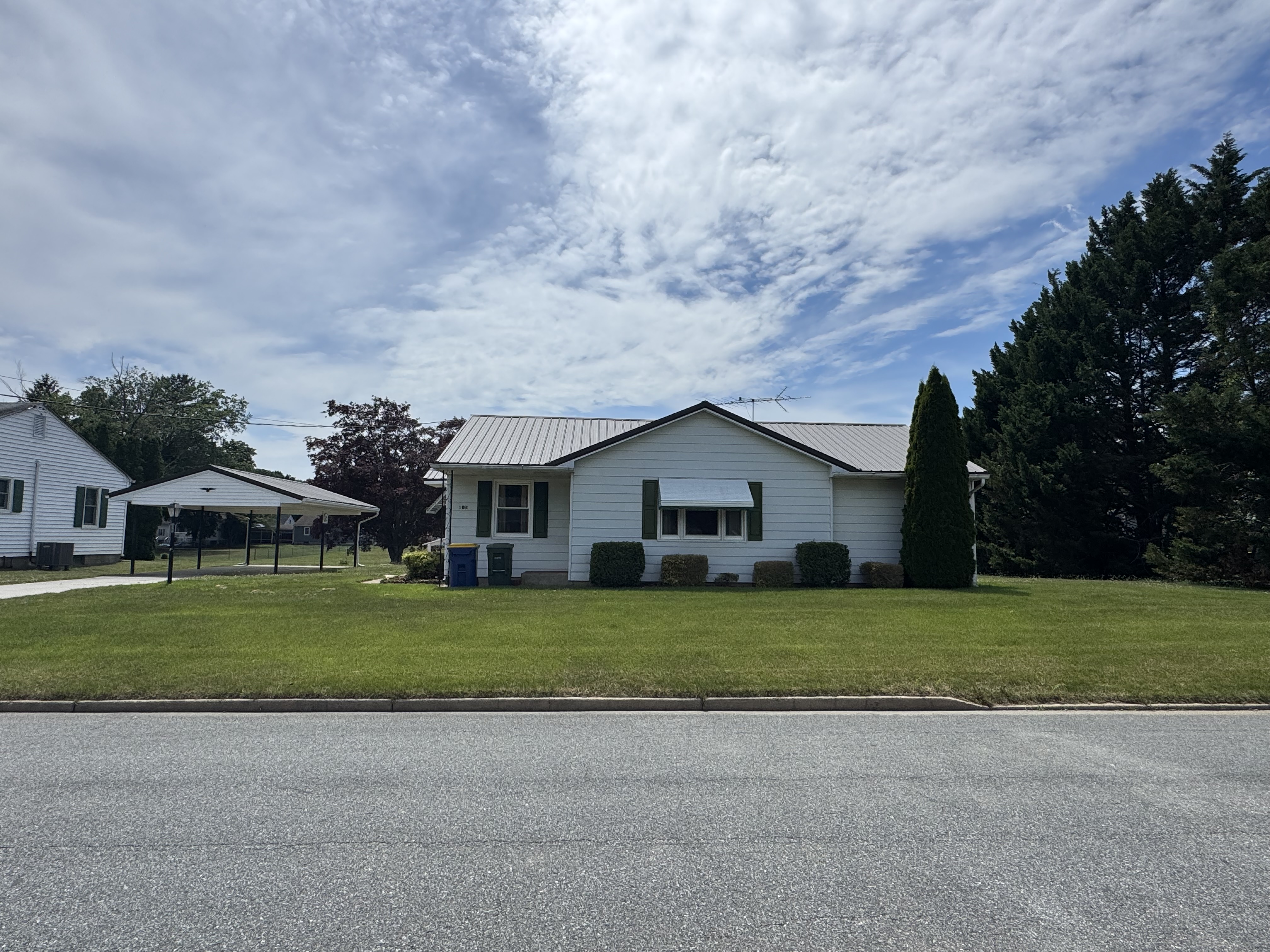 107 North Reed Street Clayton, DE 19938 - Photo 2 of 4