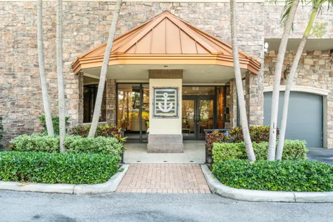 $1,495,000 | 1035 South Federal Highway, Unit 213, Delray Beach, FL 33483