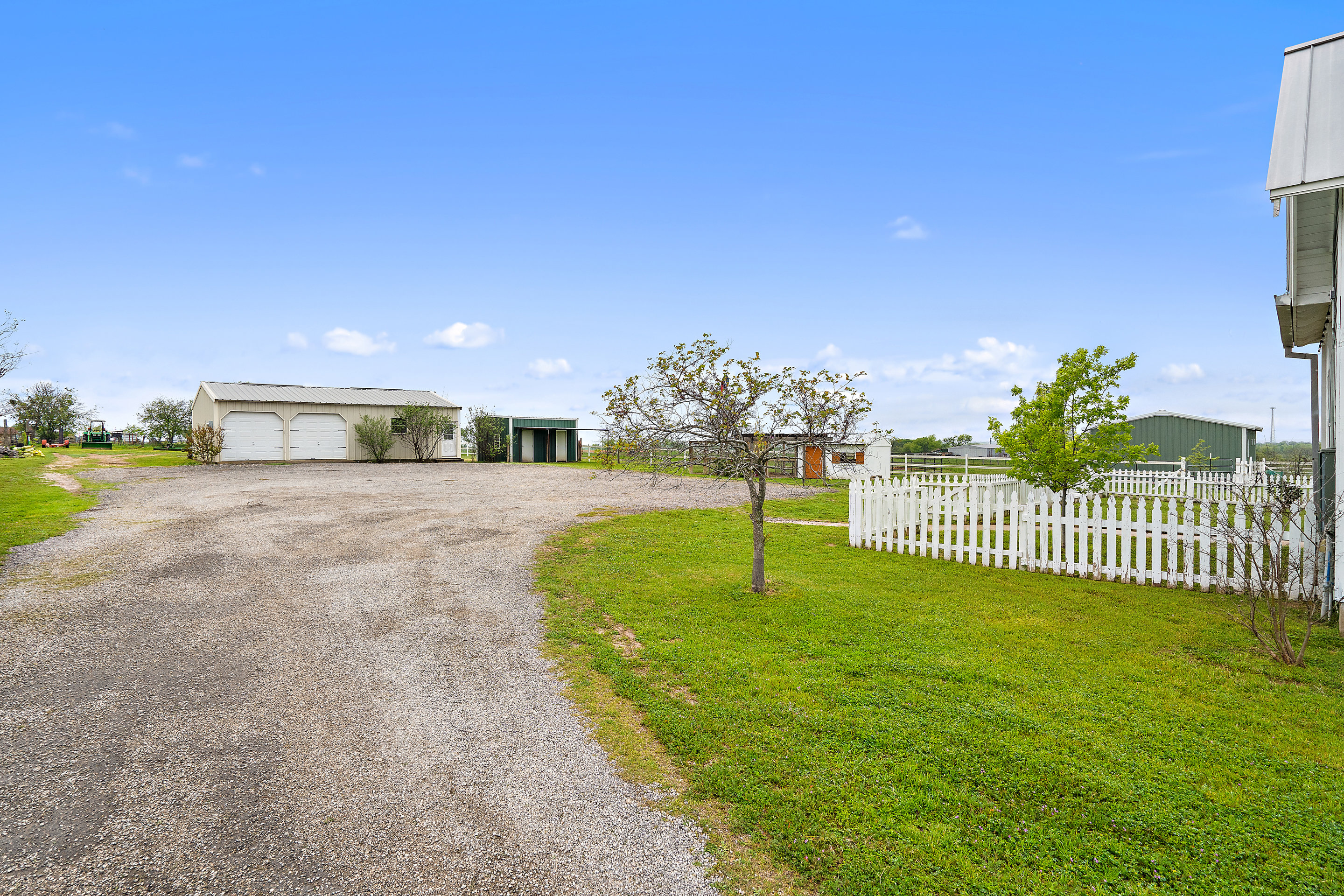 800 County Road Georgetown, TX 78626 - Photo 10 of 40