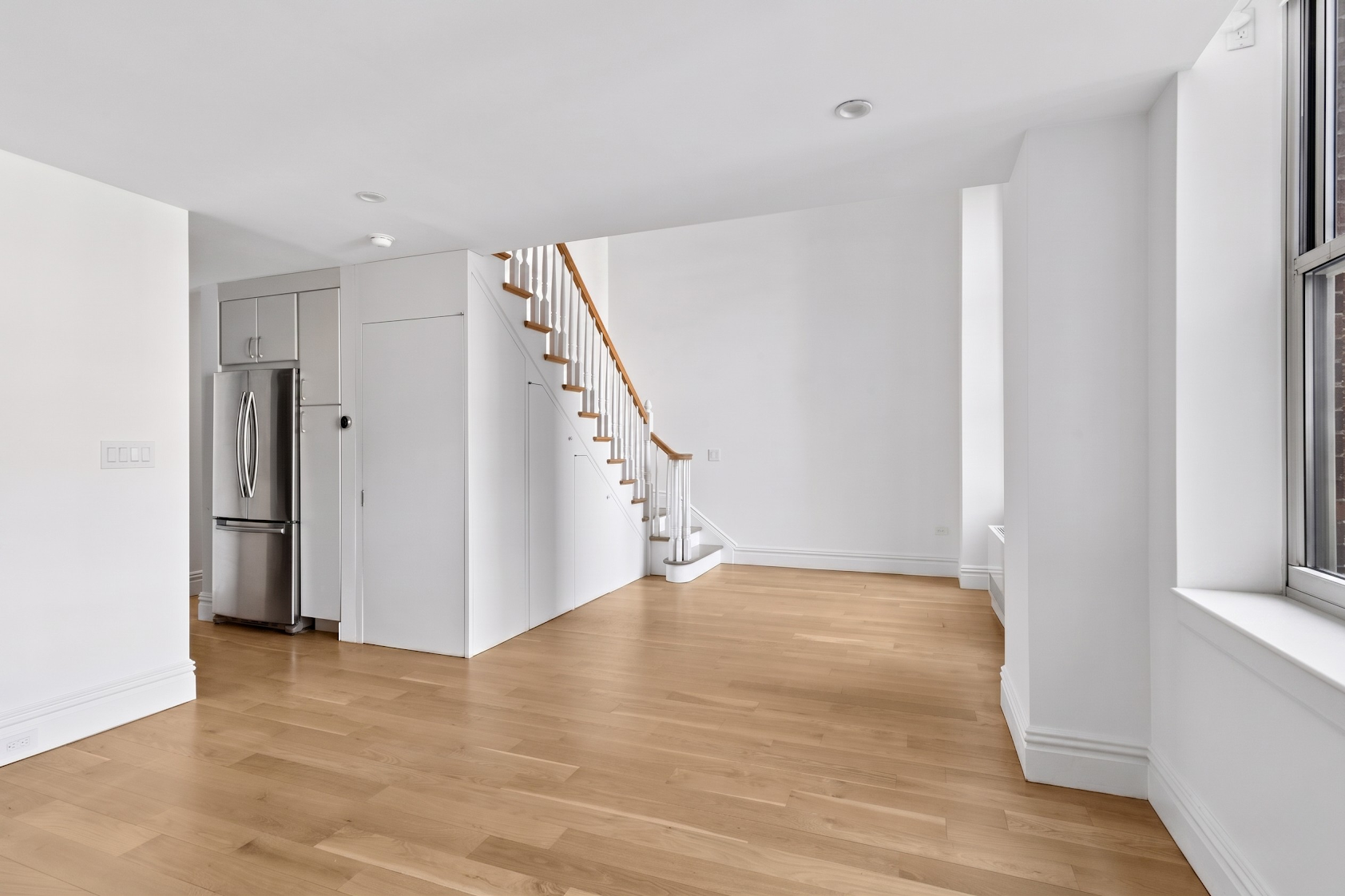 120 East 87th Street, Unit R8O Manhattan, NY 10128 - Photo 3 of 15