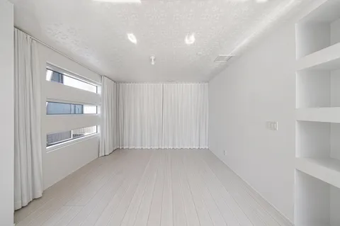 $6,750,000 | 1040 Biscayne Boulevard, Unit 4602, Miami, FL 33132