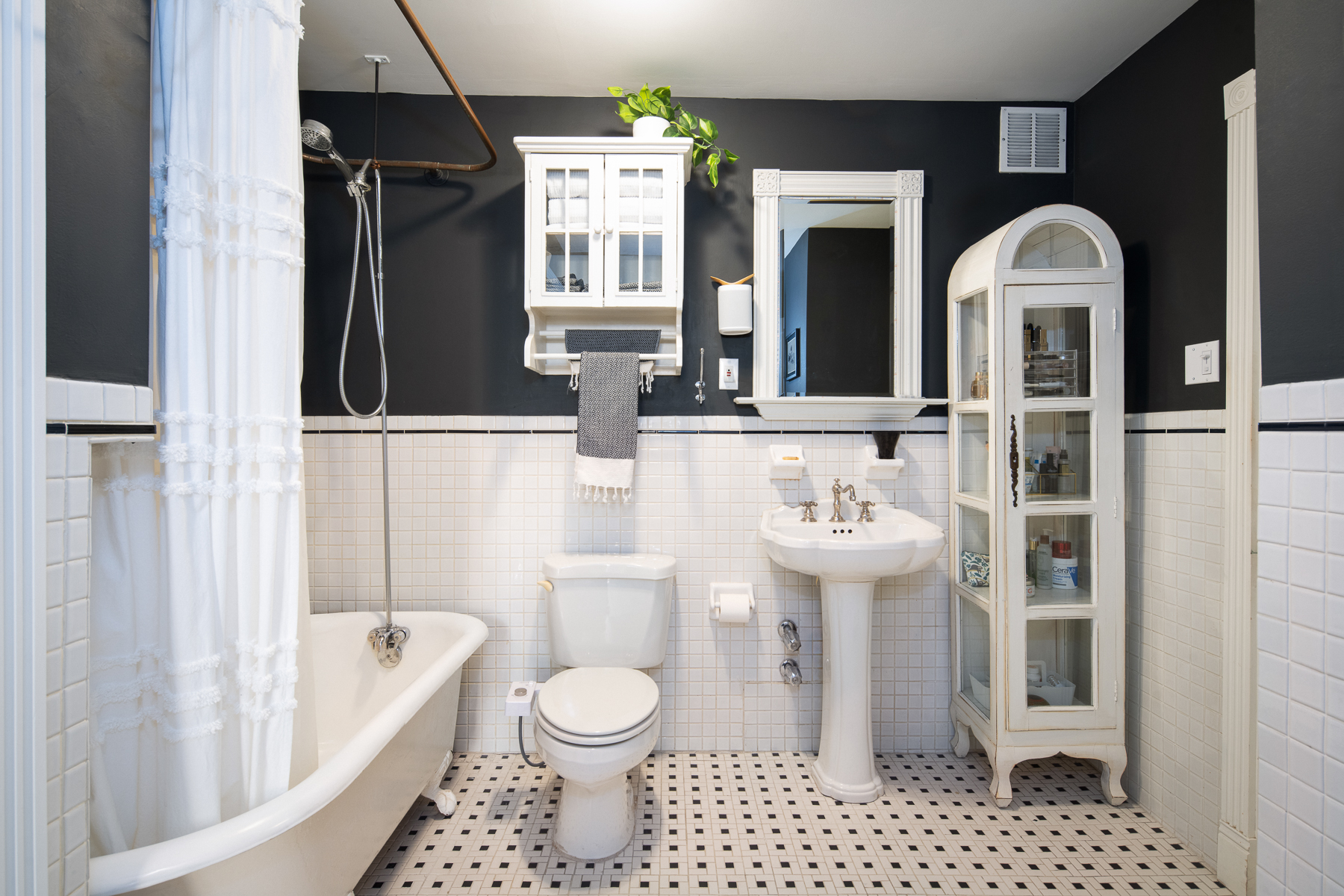 275 East 7th Street, Unit 3 Manhattan, NY 10009 - Photo 8 of 10