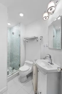 $1,095,000 | 320 East 57th Street, Unit 4A | Sutton Place