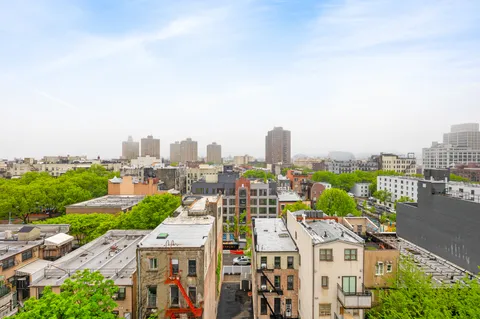 $4,638 | 424 Bedford Avenue, Unit 8B | Williamsburg