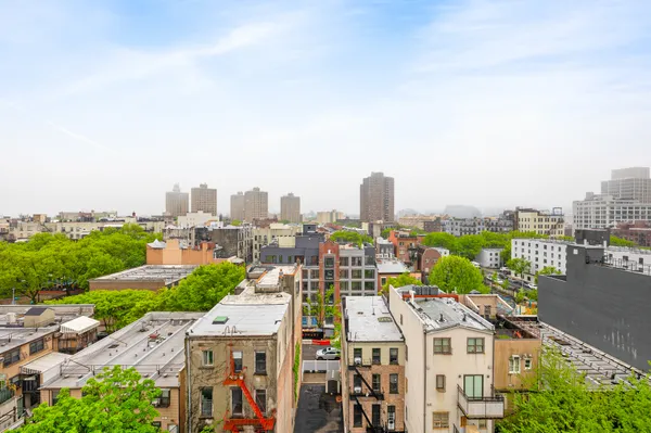 $4,638 | 424 Bedford Avenue, Unit 8B | Williamsburg