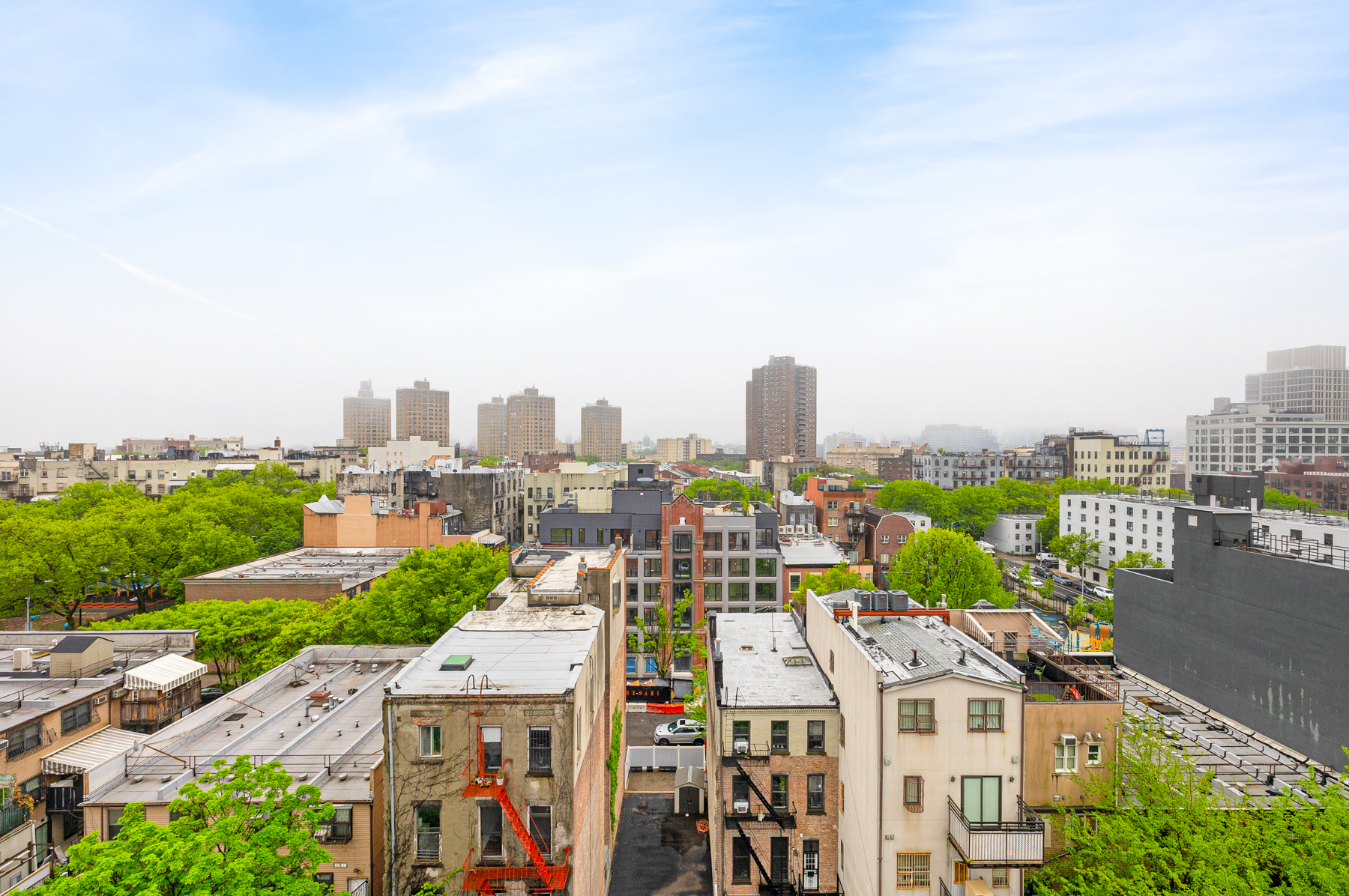 424 Bedford Avenue, Unit 8B Brooklyn, NY 11249 - Photo 7 of 21 a view of city