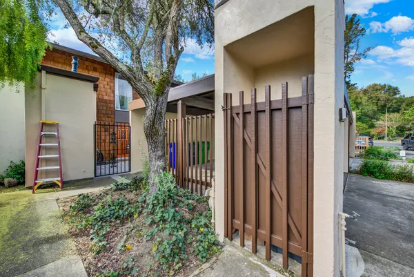 $587,000 | 3161 Valley Green Lane, Napa, CA 94558