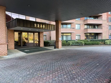 $439,900 | 2230 George C Marshall Drive, Unit 305, Falls Church, VA 22043