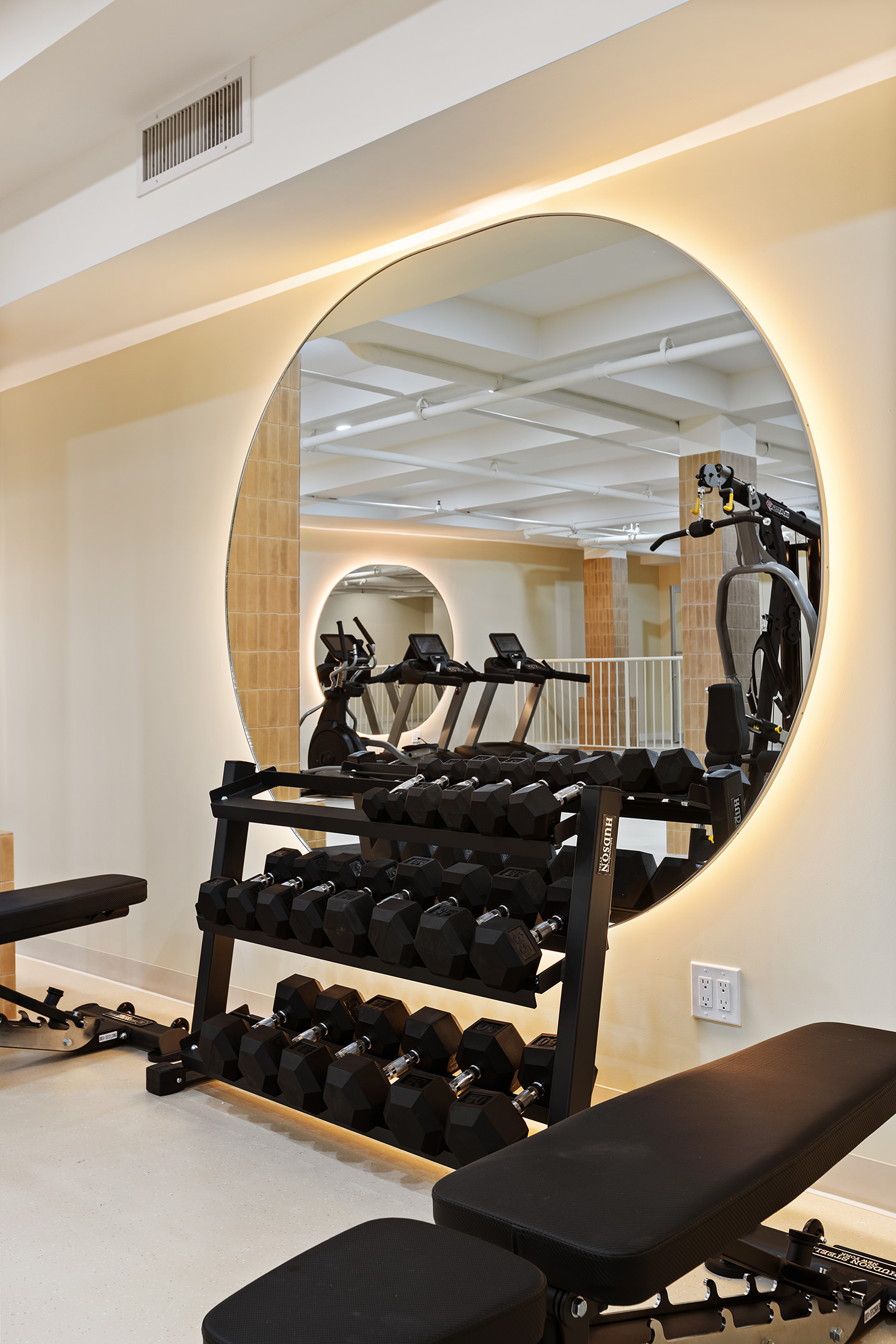 194 East 2nd Street, Unit 4A Manhattan, NY 10009 - Photo 11 of 13 a picture of a gym equipment