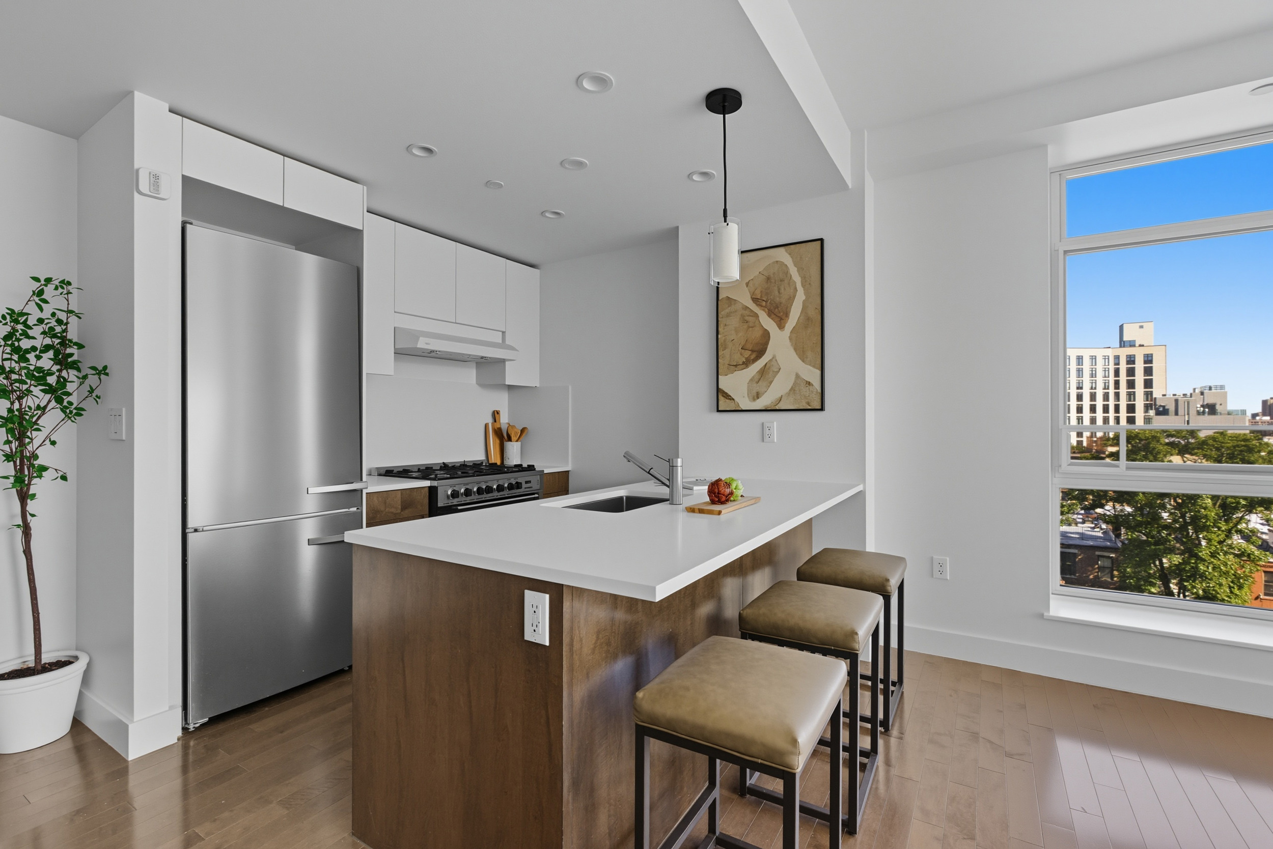 88 Morningside Avenue, Unit 8G Manhattan, NY 10027 - Photo 6 of 13 a room with furniture and a window