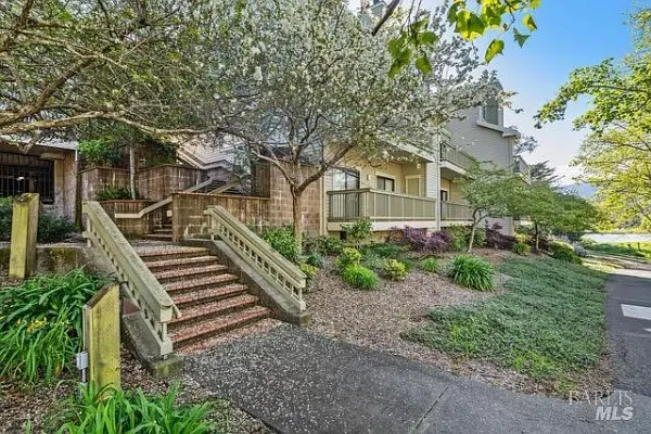 $1,188,000 | 118 Eucalyptus Knoll Street, Mill Valley, CA 94941