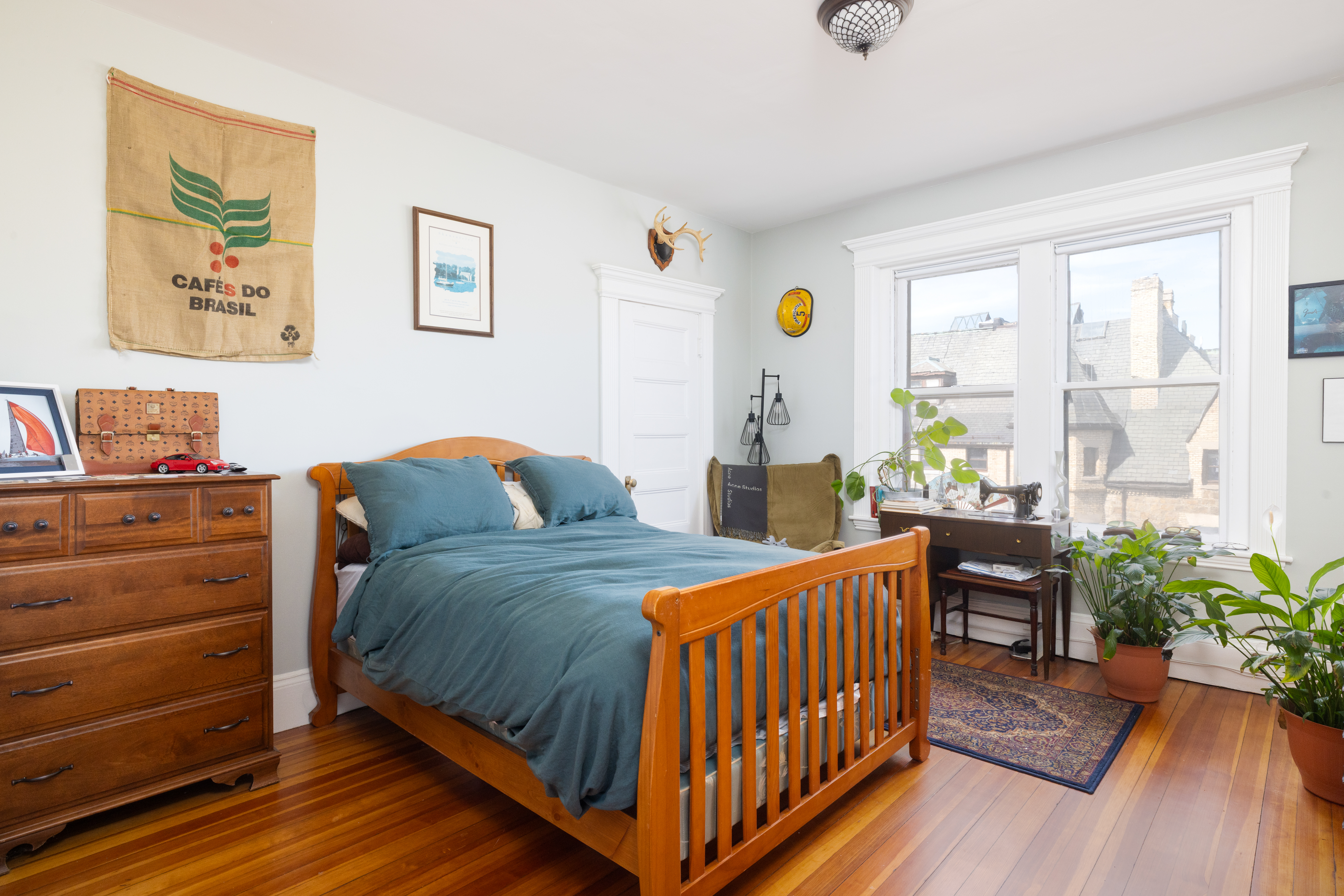 16 Garrison Road, Unit 5 Brookline, MA 02445 - Photo 4 of 5