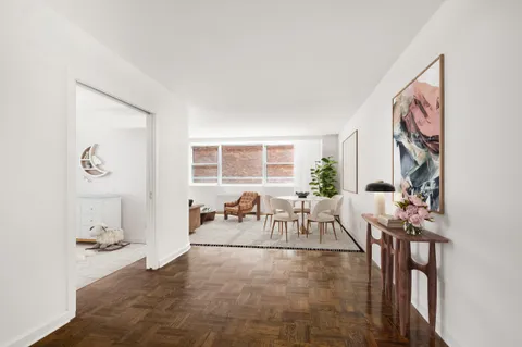 $1,500,000 | 501 East 79th Street, Unit 11E | Upper East Side