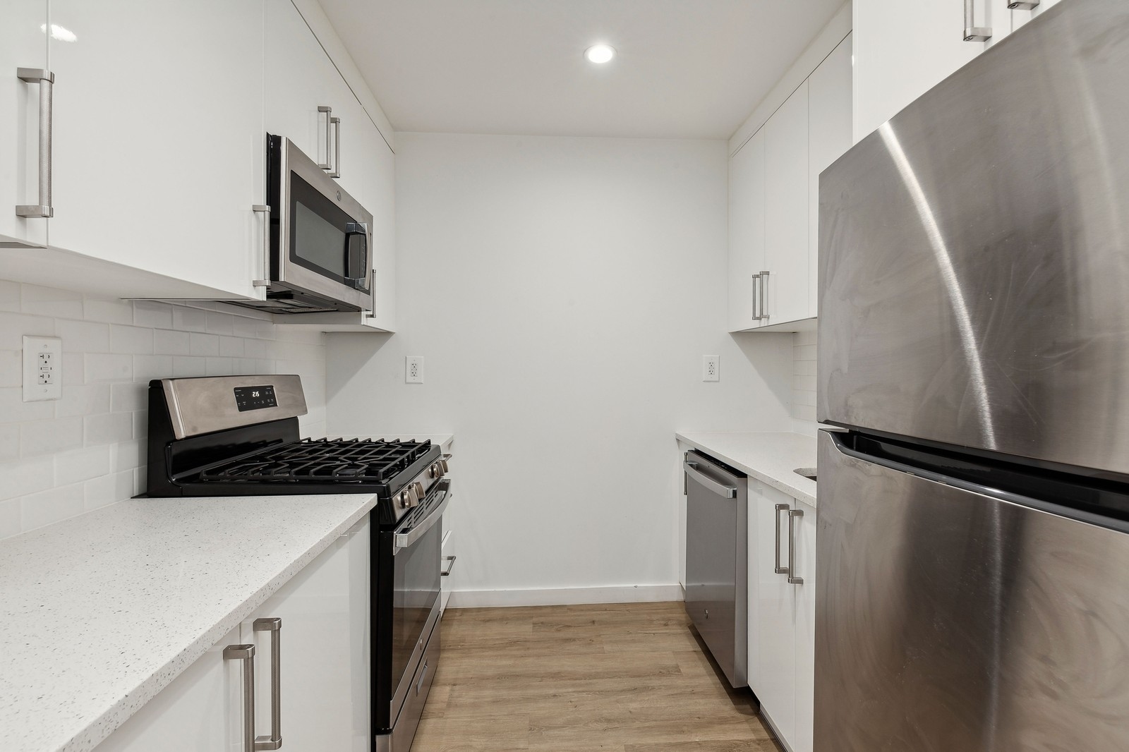 1027 Lafayette Avenue, Unit 2 Brooklyn, NY 11221 - Photo 3 of 9