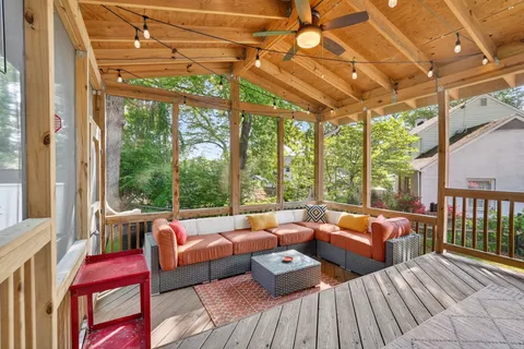 $1,075,000 | 312 Lincoln Avenue, Falls Church, VA 22046