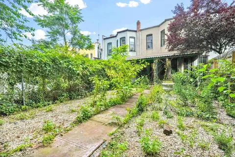 $1,850,000 | 278 Lefferts Avenue | Prospect Lefferts Gardens