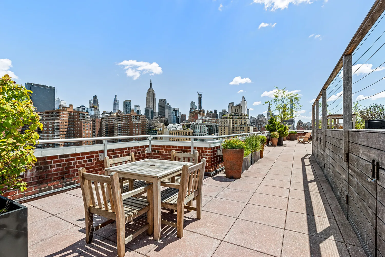 $1,995,000 | 360 West 22nd Street, Unit 10B | Chelsea