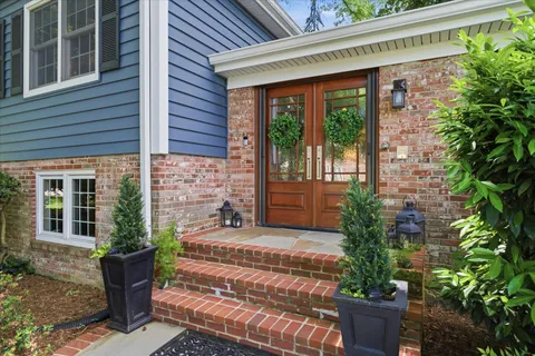 a view of an entryway