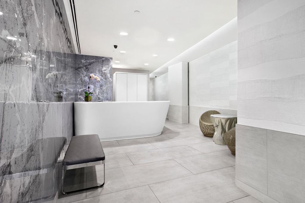 224 West 18th Street, Unit 6C Manhattan, NY 10011 - Photo 16 of 21