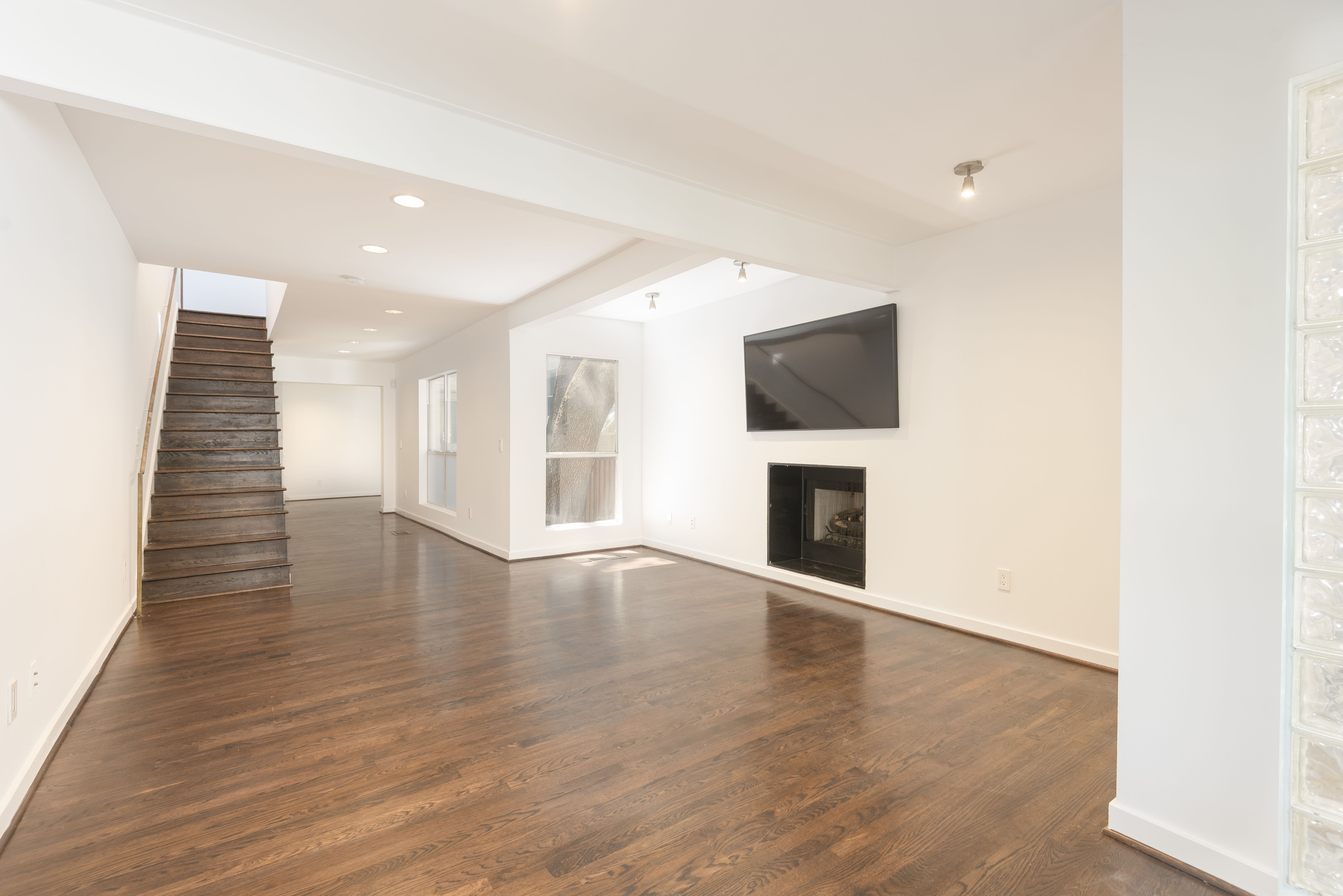 4122 Travis Street, Unit 10 Dallas, TX 75204 - Photo 7 of 35