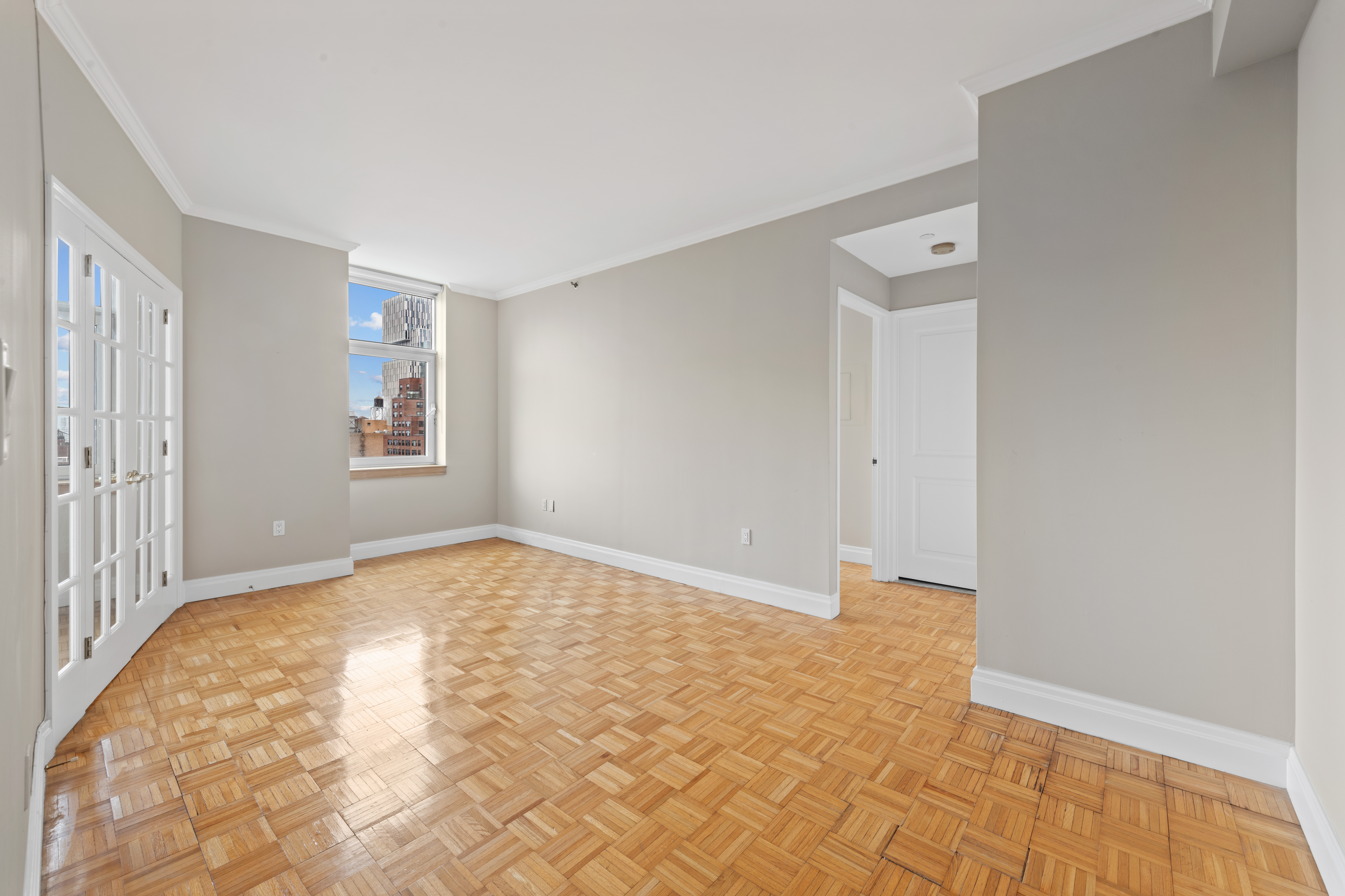 404 East 76th Street, Unit 14D Manhattan, NY 10021 - Photo 2 of 14