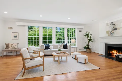 Contact Agent | 6613 Bradley Boulevard, Bethesda, MD 20817
