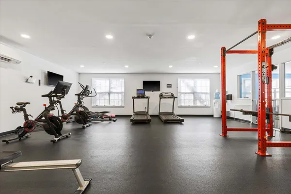 $6,000 | 10 Byron Place, Unit 320, Larchmont, NY 10538