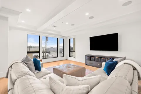 $1,650,000 | 377 West First Street, Unit 3, South Boston, MA 02127