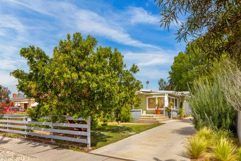 $2,495,000 | 3746 Ocean View Avenue, Los Angeles, CA 90066