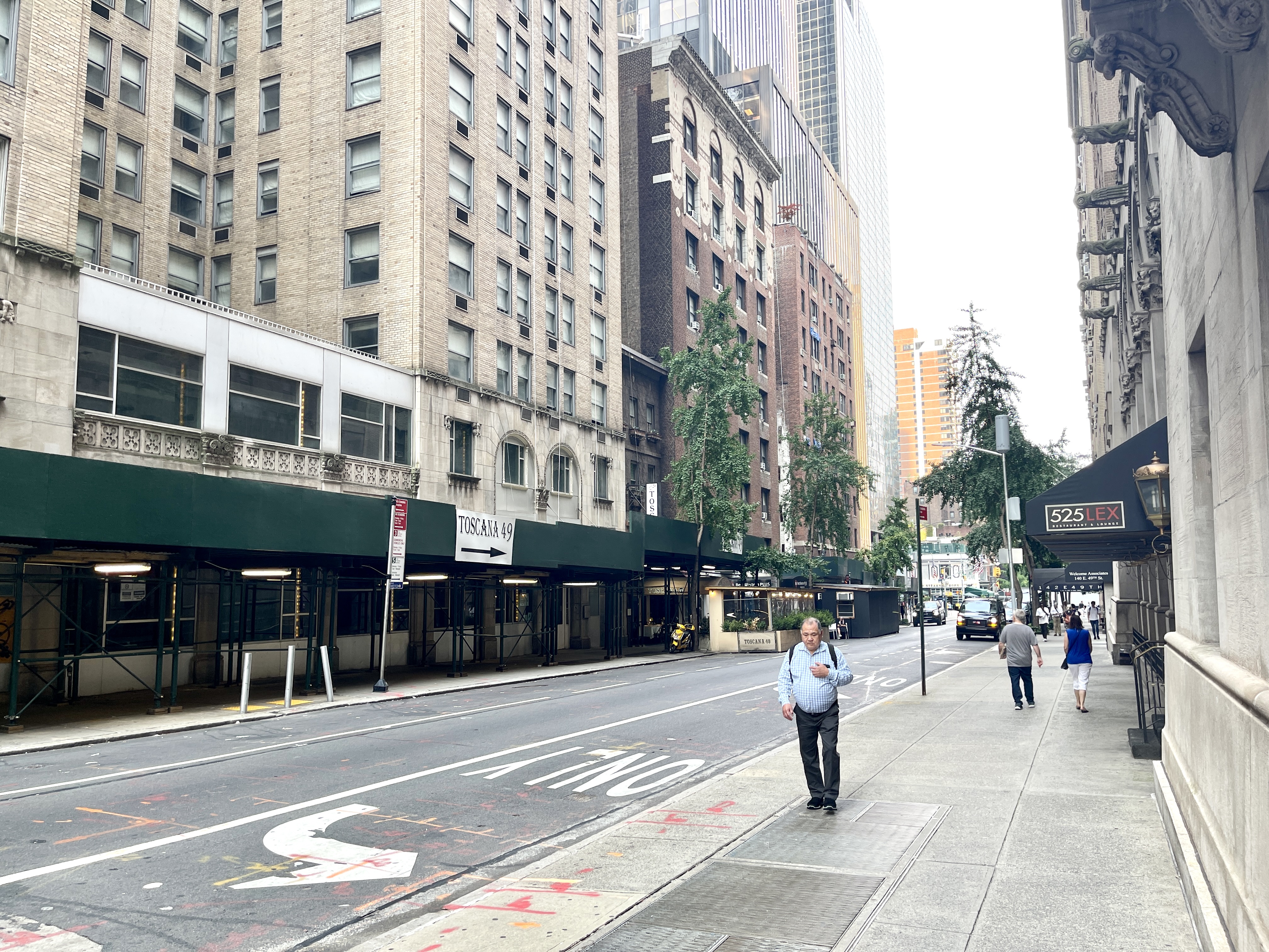 East 49th Street Manhattan, NY 10022 - Photo 29 of 31 Gallery Image 29