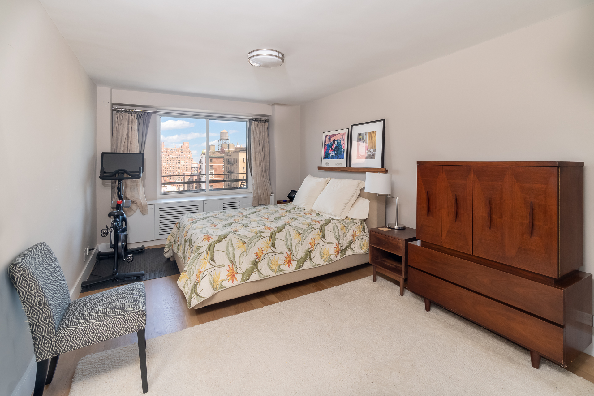 400 Central Park West, Unit 18J Manhattan, NY 10025 - Photo 3 of 7