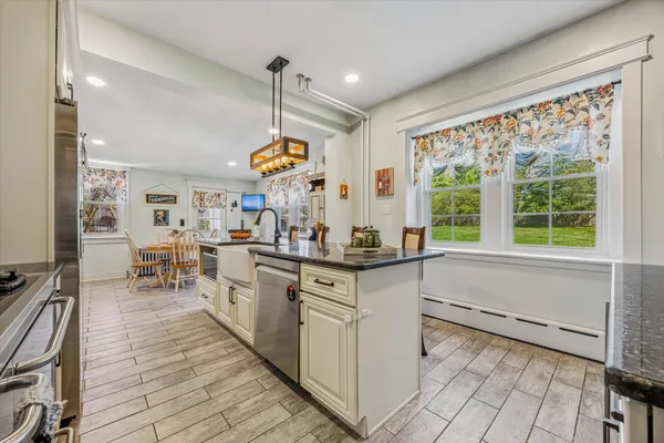 $1,425,000 | 917 Dekalb Pike, Ambler, PA 19002