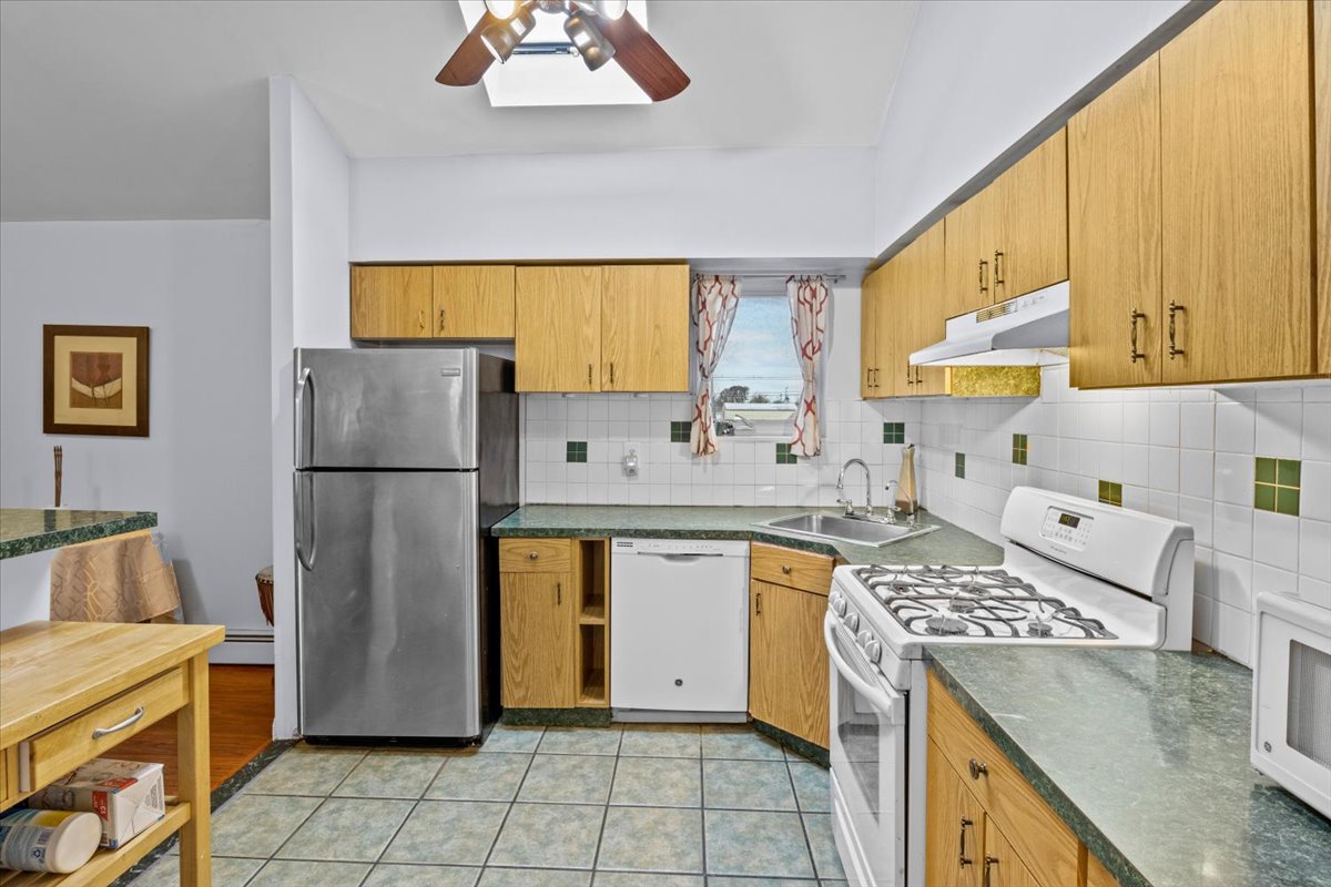 1109 East 93rd Street, Unit 303 Brooklyn, NY 11236 - Photo 5 of 15