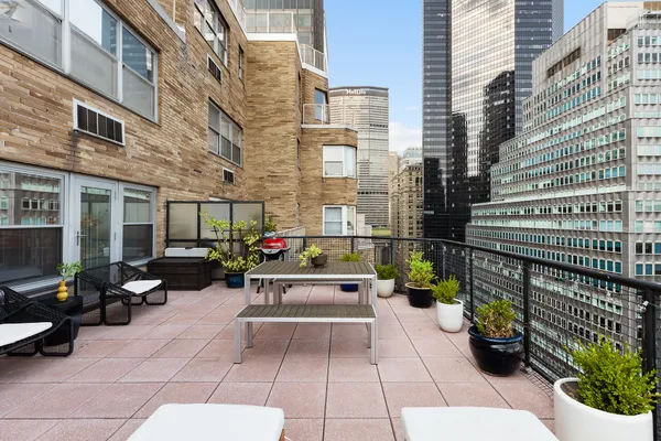 $8,450 | 80 Park Avenue, Unit 19N | Murray Hill