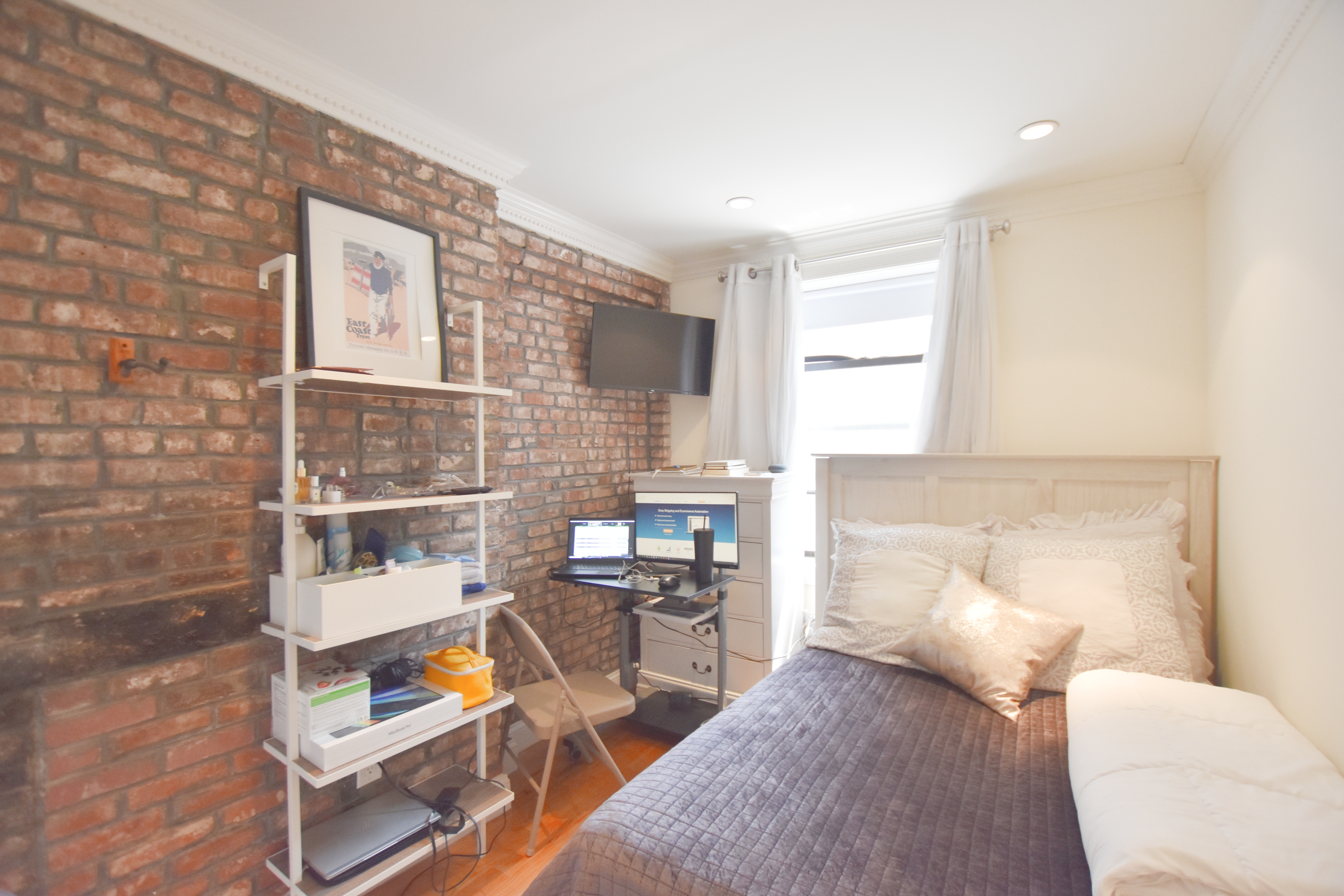 11 Cornelia Street, Unit 9F Manhattan, NY 10014 - Photo 4 of 7