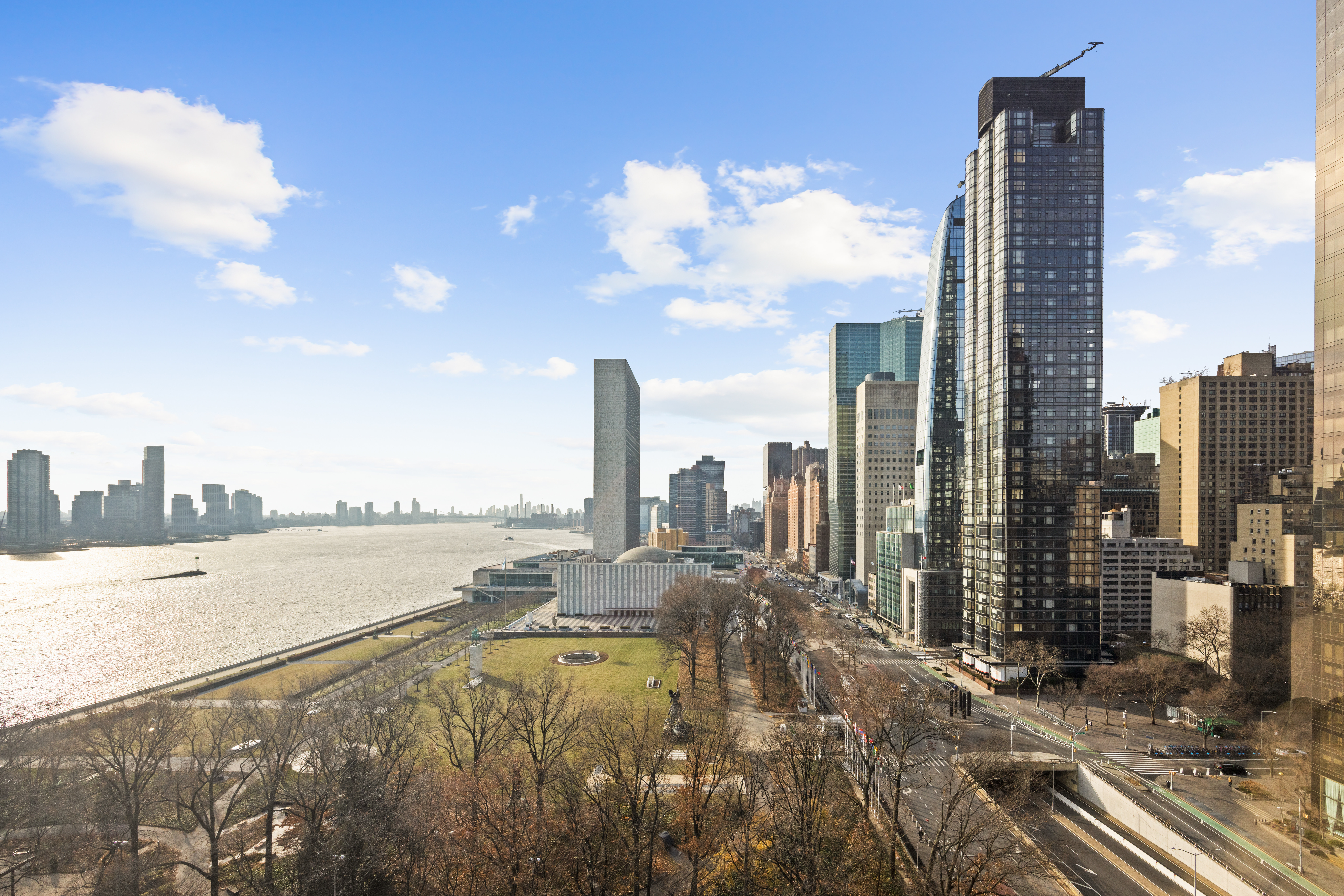 860 United Nations Plaza, Unit 16G Manhattan, NY 10017 - Photo 1 of 12 a view of a city